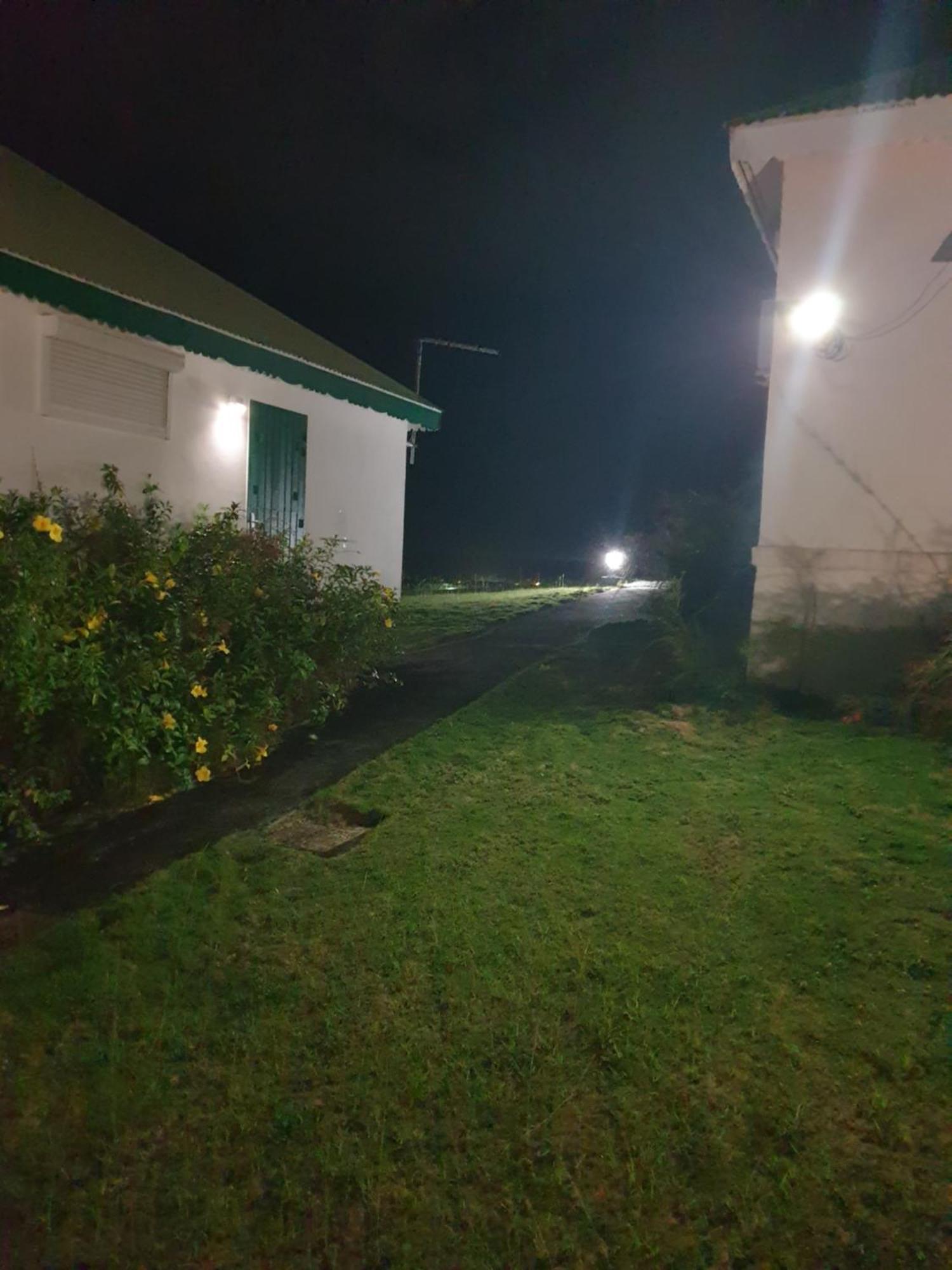 Les Gites Les Hauts De Montmain Sainte-Anne  Luaran gambar